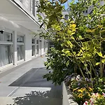 City Lounge Hotel
