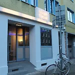 Lounge Hotel