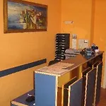 Hotel Lounge 3*